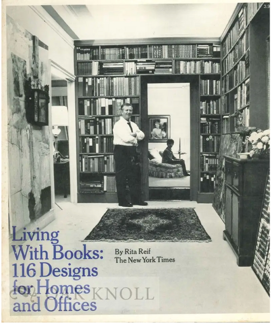 Living With Books: 116 Designs for Homes and Offices